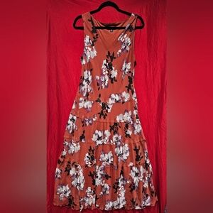 Rust Floral Tiered V‑Neck Midi Dress